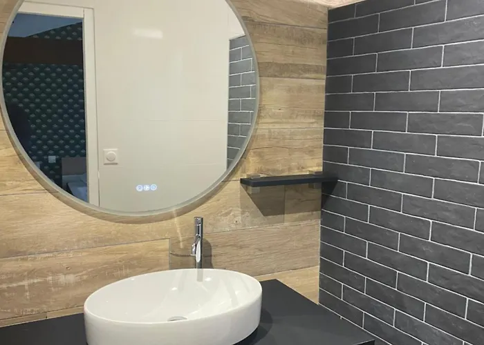 D'hote Celeste بيت ضيافة 3*